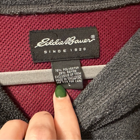 Eddie Bauer grey pull over sweater| size large - Picture 2 of 3